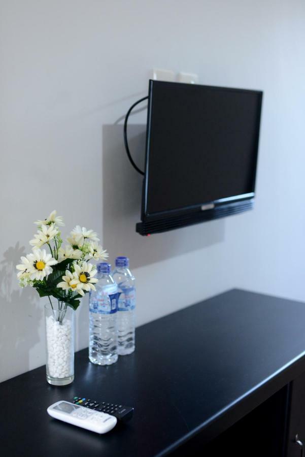 Reddoorz Syariah Plus Near Banyuwangi Airport Экстерьер фото